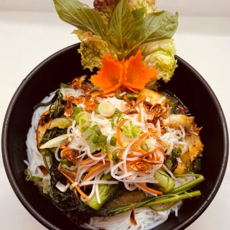 T2: Bún cá rô phi (FI,)*