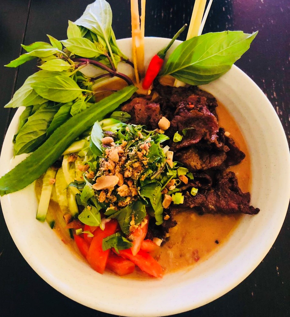 44. Hủ tíu Tiều bò (ER,SJ)*